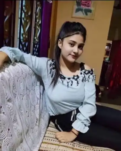 Kavia Pathak